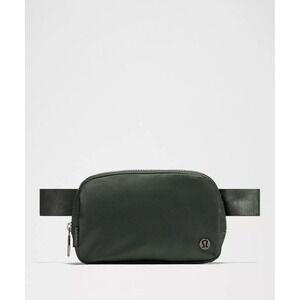NEW‎ Lululemon Everywhere Belt Bag Army Green 1L Fanny Pack Classic Gorpcore Gym